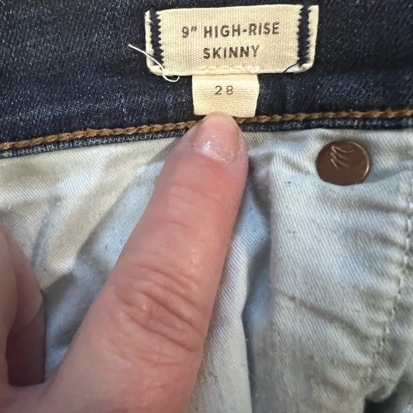 Madewell 9" High-Rise Skinny Jeans - Picture 6 of 7